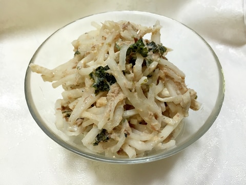 さば水煮缶と海苔の大根サラダ